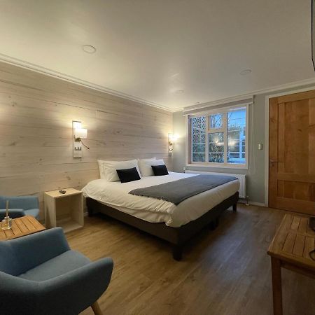 Hostal Boutique Puerta Roja プンタアレナス エクステリア 写真