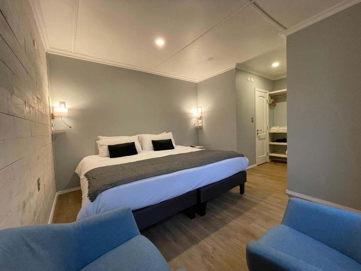 Hostal Boutique Puerta Roja プンタアレナス エクステリア 写真