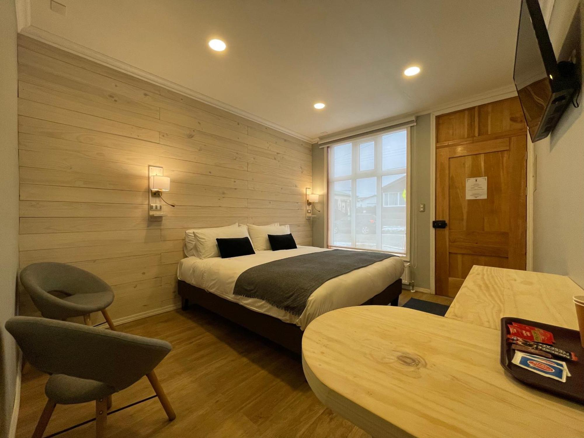 Hostal Boutique Puerta Roja プンタアレナス エクステリア 写真