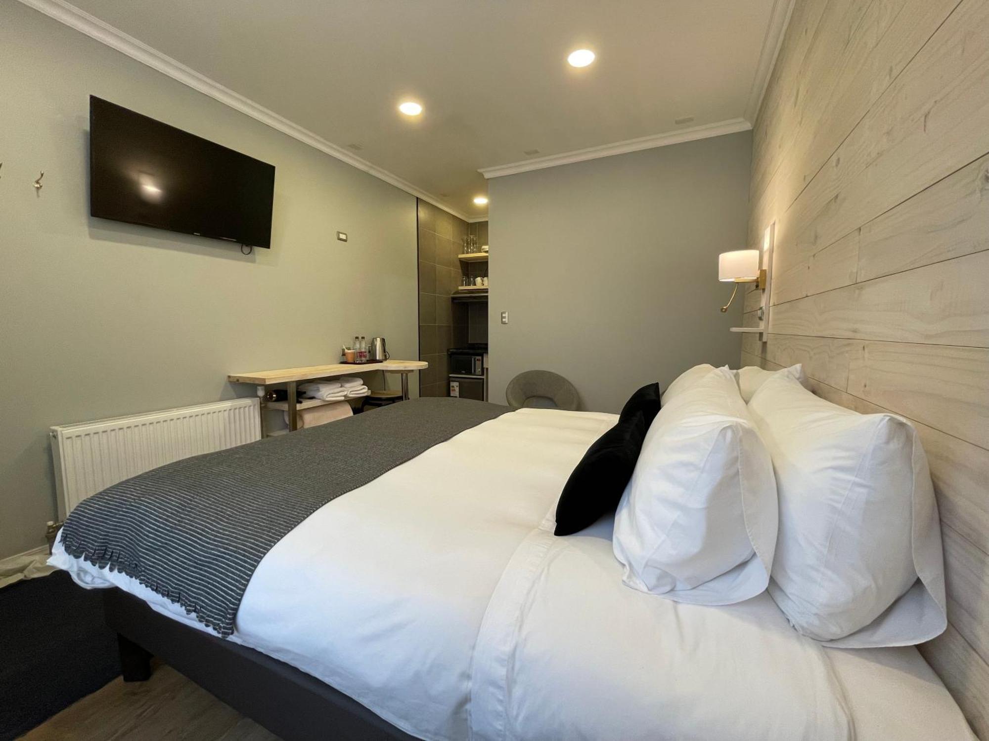 Hostal Boutique Puerta Roja プンタアレナス エクステリア 写真