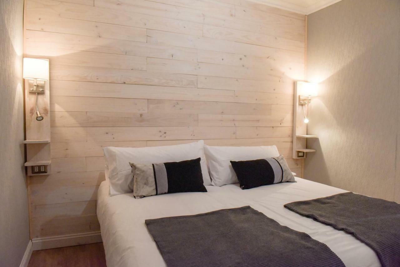Hostal Boutique Puerta Roja プンタアレナス エクステリア 写真